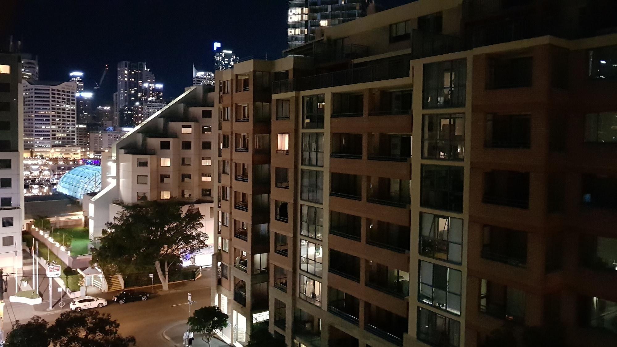 Liv Arena Apartments Darling Harbour Sydney Exteriör bild